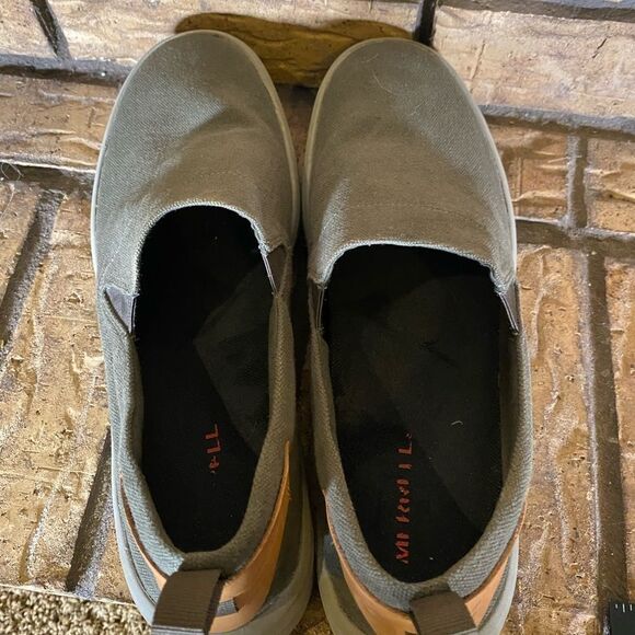 Green merrell slip ons - Picture 5 of 6
